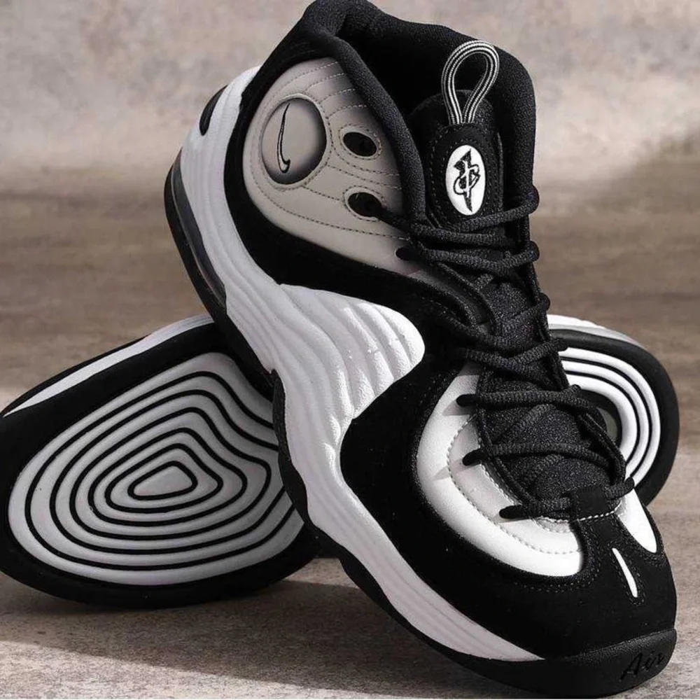 AIR PENNY 2 'PANDA' sz 8 white & black  Nwb